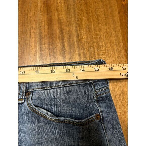 Lucky Brand Women’s Sweet Crop Blue Jeans Size 6/28 Medium Wash Stretch - Picture 8 of 10